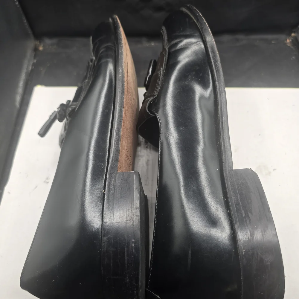 Bostonian elegant black